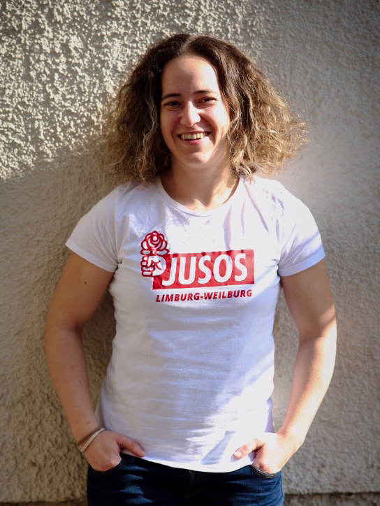 Foto von Jolina Hartmann (Stellvertretende Vorsitzende der Jusos Limburg-Weilburg)